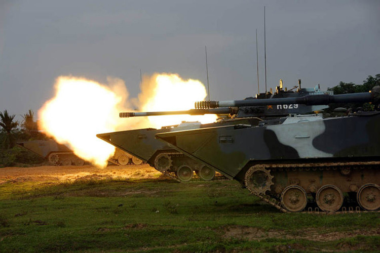 Từ những điều trên ta có thể thấy ZBD2000 ít nhiều được phát triển dựa trên các học thuyết quân sự của Trung Quốc trong tác chiến đổ bộ đường biển, và nếu nắm được cốt lõi của học thuyết này chúng ta có thể dễ dàng hóa giải chúng. Bản thân Trung Quốc cũng nhìn nhận được điều này và họ đang không ngừng hoàn thiện ZBD2000 cũng như lực lượng hải quân đánh bộ của mình. Nguồn ảnh: military.china.