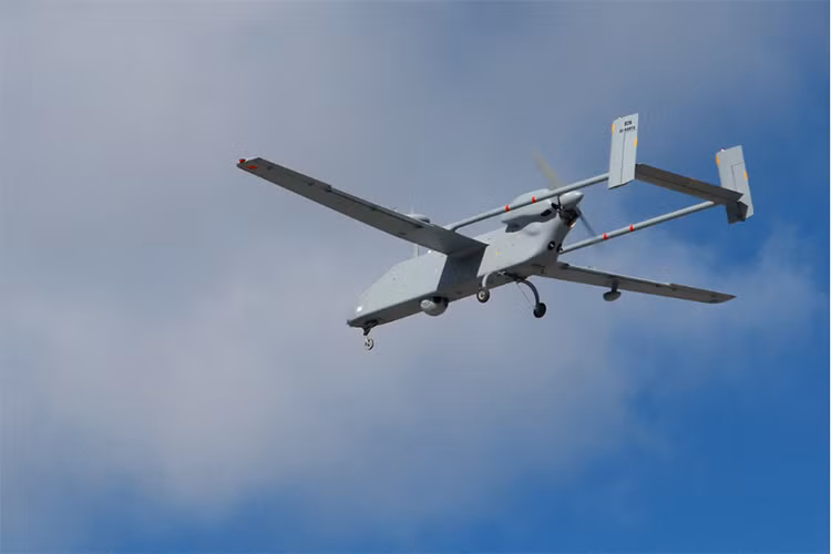Liên tiếp sau đó Bộ Quốc phòng Nga đã chi ra hàng trăm triệu USD để mua về các dòng UAV trinh sát mới nhất từ Israel, quá trình này kéo dài từ 2010-2014 và chỉ kết thúc khi có sự can thiệp từ Washington. Tuy nhiên, hành động này của Mỹ đã khá muốn và người Nga đã có được thứ mình cần. Nguồn ảnh: Bộ Quốc phòng Nga.