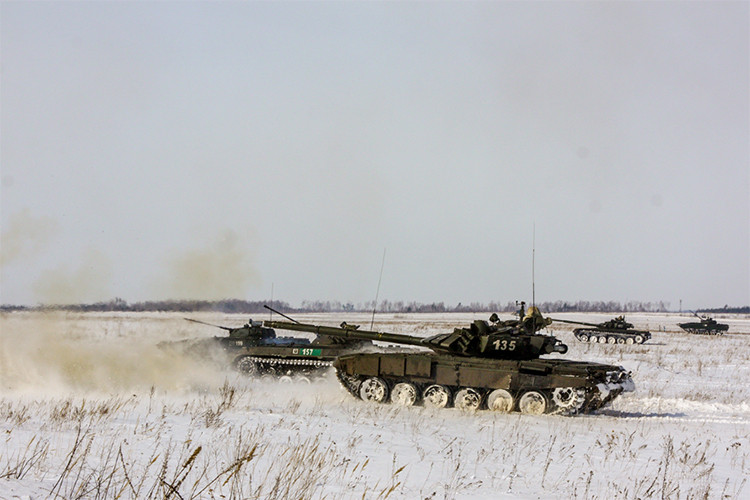 Theo Bộ Quốc phòng Nga, các đơn vị bộ binh cơ giới thuộc vùng Voronezh, Quân khu phía Tây Nga vừa có đợt diễn tập chiến thuật trung tuần tháng 3 vừa qua nhằm kiểm tra sẵn sàng chiến đấu của lực lượng này. Nguồn ảnh: Bộ Quốc phòng Nga.