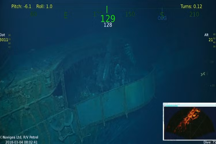 Gần đó là một tổ pháo phòng không khác 5"/25 (127mm) ở một bên mạn tàu USS Lexington. Nguồn ảnh: Stars and Stripes.