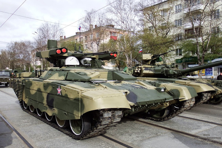 Khái niệm xe chiến đấu hổ trợ tăng BMPT là một định nghĩa quân sự hoàn toàn mới trên thế giới. Hiện tại BMPT là sự bổ sung tuyệt vời cho các đơn vị bộ binh cơ giới Nga, khi nó giúp lấp đầy các khoảng trống hỏa lực giữa xe tăng chiến đấu chủ lực và xe chiến đấu bộ binh trên chiến trường. Nguồn ảnh: gurkhan.blogspot.