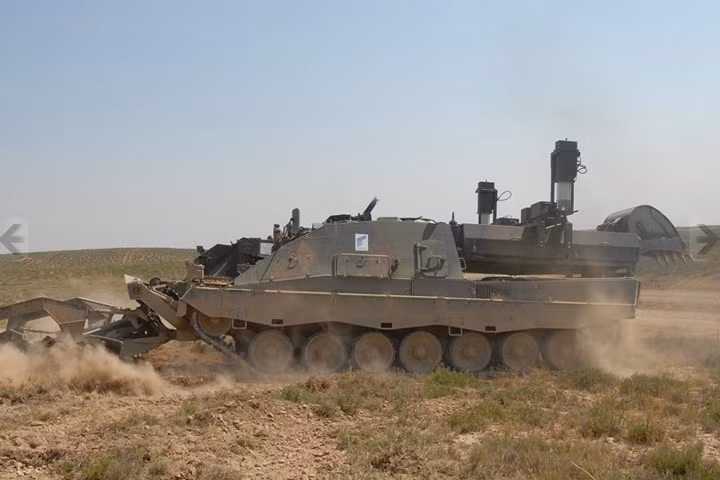 Xe Kodiak có khả năng chống chịu bom mìn tương tự như xe tăng chiến chủ lực Leopard 2. Nó cũng chịu được đạn súng máy hạng nặng và mảnh đạn pháo.