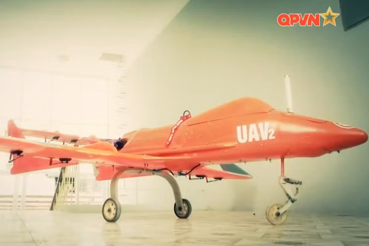 Trong ảnh là mẫu máy bay không người lái UAV-02 do Việt Nam thiết kế, chế tạo từ A-Z. Nguồn ảnh: Kênh QPVN.