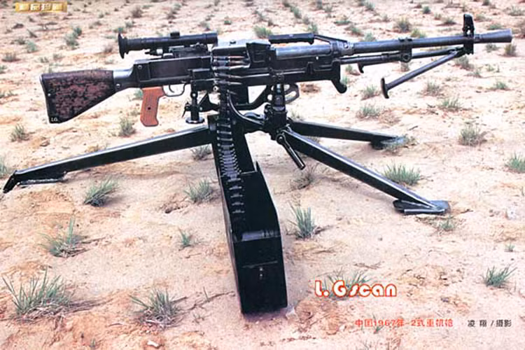 Type 67 có tốc độ bắn nhanh hơn hẳn người tiện nhiệm khoảng 650-700 viên/phút chỉ vào tầm 550 viên/phút, do có thiết kế gọn nhẹ quá trình triển khai và sử dụng Type 67 cũng nhanh hơn Type 57. Nguồn ảnh: zgjunshi.com.