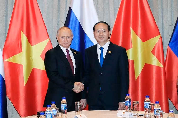 Chủ tịch nước Trần Đại Quang gặp gỡ Tổng thống Nga Putin trong khuôn khổ Tuần lễ Cấp cao APEC 2017 tại thành phố Đà Nẵng chiều 10/11. Ảnh: Baochinhphu.vn
