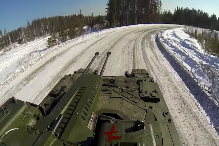 Dựa trên nhiều nguồn tin hiện tại Uralvagonzavod đang gấp rút hoàn thiện lô BMPT-72 đầu tiên cho Quân đội Nga nhằm chuẩn bị cho lễ duyệt binh mừng Ngày Chiến thắng phát xít vào 9/5 sắp tới. Nguồn ảnh: Uralvagonzavod.