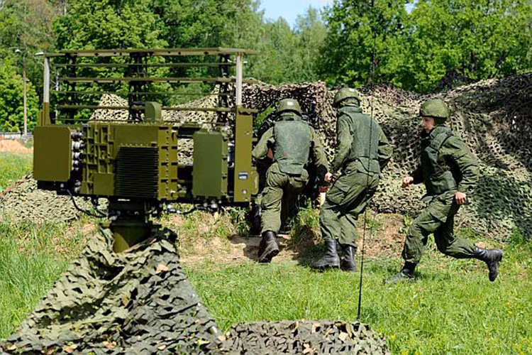 Theo đó khi được triển khai dưới dạng các tổ hợp xách tay, 1L122 -1E chỉ cần tờ 5-10 phút để triển khai hoặc thu hồi. Nguồn ảnh: bmpd.livejournal.