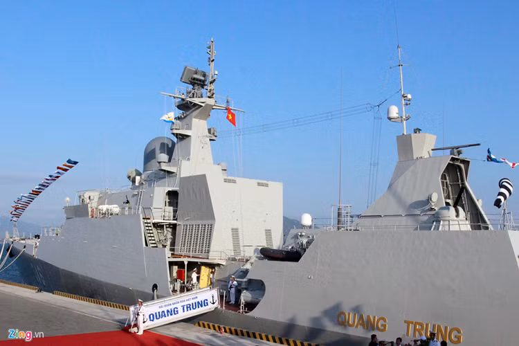 Việc được trang bị vũ khí tích hợp đã hoàn thiện sức mạnh cho các tàu hộ vệ Gepard 3.9. Bên cạnh vũ khí phòng không, chống tàu mặt nước mạnh mẽ, Gepard nay đã có thể chống được cả tàu ngầm. Mặc dù cặp 011 Đinh Tiên Hoàng và 012 Lý Thái Tổ cũng có khả năng săn ngầm, nhưng phụ thuộc hầu hết vào trực thăng Ka-28. Nguồn ảnh: Zing