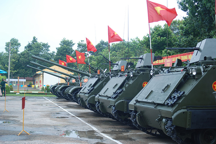 Hình ảnh những chiếc xe thiết giáp M113 trong như mới tại hội thi kỹ thuật Tăng thiết giáp Quân khu 7. Nguồn ảnh: Quân khu 7.