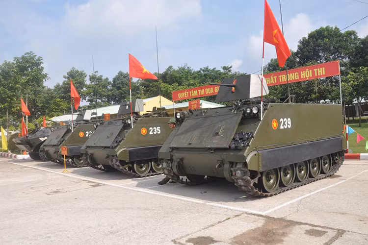 Tuy nhiên, vượt qua nhiều khó khăn Viện Kỹ thuật Cơ giới quân sự mà cụ thể là nhóm tác giả thuộc phòng tăng thiết giáp của viện đã cho ra đời bộ sản phẩm xích xe thiết giáp M113 được sản xuất dựa trên công nghệ trong nước. Nguồn ảnh: Quân khu 7.
