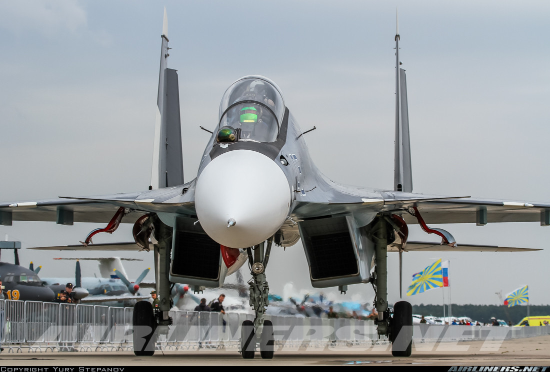 "Su-30SM đã được chấp thuận đưa vào sử dụng bằng một nghị quyết của Tổng thống vào ngày 12/1/2018...Trong chiến dịch tại Syria, Su-30SM đã chứng minh được tính năng bay cao và hiệu quả chiến đấu", một quan chức KTRV cho hay. Nguồn ảnh: Airlines.net