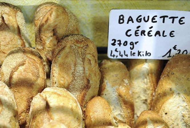 Làm việc liên tục không nghỉ ngơi, được xem là trái luật ở Pháp.