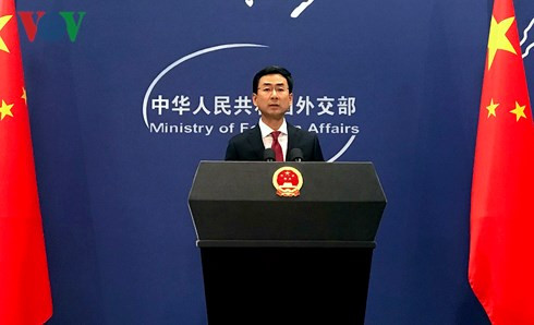 Người Phát ngôn Bộ Ngoại giao Trung Quốc Cảnh Sảng.