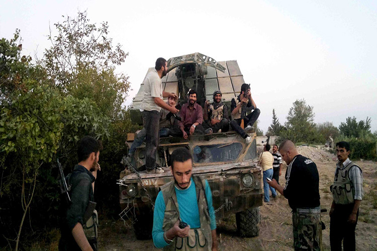 Với các tính năng kỹ chiến thuật trên có thể thấy, 9K33 Osa hoàn toàn có thể bắn hạ các chiến đấu cơ chủ lực của Không quân Syria dĩ nhiên là trong điều kiện lý tưởng, còn trong bối cảnh hiện tại phiến quân Jaysh al-Islam chỉ có thể sử dụng nó như một công cụ hạn chế hoạt động của Không quân Syria trên vùng trời Đông Ghouta. Nguồn ảnh: Oryx Blog.