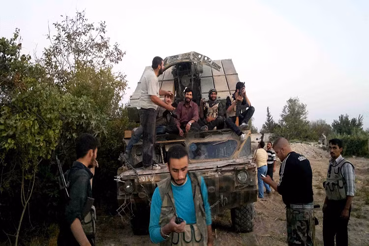 Với các tính năng kỹ chiến thuật trên có thể thấy, 9K33 Osa hoàn toàn có thể bắn hạ các chiến đấu cơ chủ lực của Không quân Syria dĩ nhiên là trong điều kiện lý tưởng, còn trong bối cảnh hiện tại phiến quân Jaysh al-Islam chỉ có thể sử dụng nó như một công cụ hạn chế hoạt động của Không quân Syria trên vùng trời Đông Ghouta. Nguồn ảnh: Oryx Blog.