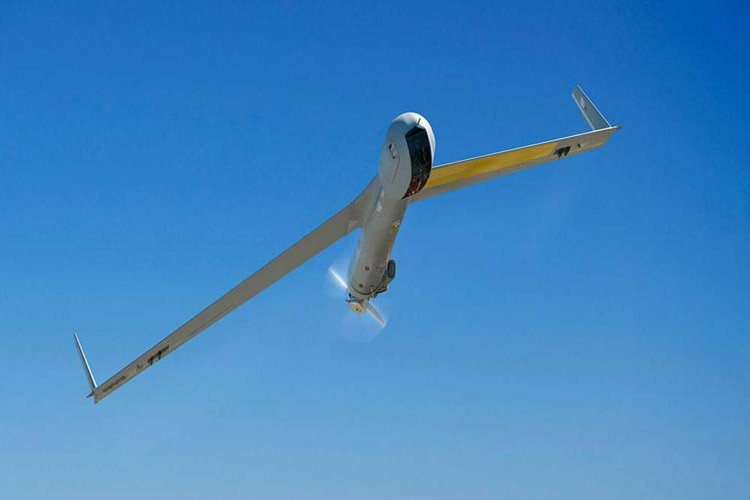 Theo thiết kế ScanEagle 2 có tốc độ bay tối đa 148 km/h, có tải trọng tối đa là 3,4 kg, thời gian hoạt động liên tục trên không là 24 giờ với trần bay gần 6.000 mét. Nguồn ảnh: Military Factory.
