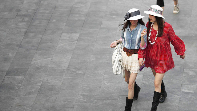 Có “tiểu tam” trẻ, quyến rũ, vui vẻ là điều phổ biến ở những người đàn ông quyền lực tại Trung Quốc - Ảnh: REUTERS