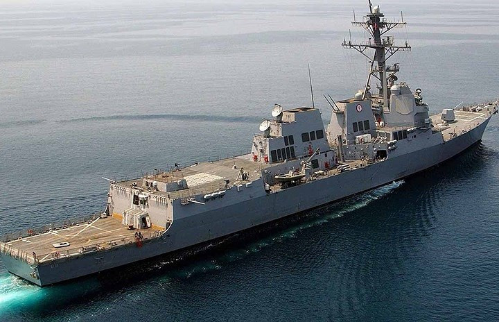 Tàu khu trục USS Mustin thuộc hải quân Mỹ. Ảnh: DefPost.