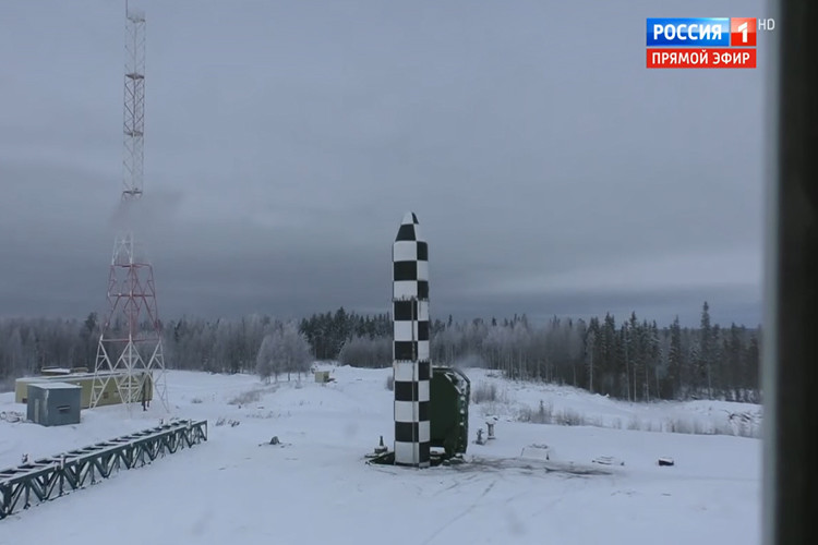 Tuy nhiên, RS-28 Sarmat không phải là một đề án tên lửa ICBM mới của Nga khi nó đã được biết tới từ năm 2000 nhưng cho đến nay nó mới chính thức lộ diện qua các hình ảnh thử nghiệm được công bố trong Thông điệp Liên bang của Tổng thống Putin hôm 1/3. Nguồn ảnh: Russia 1.