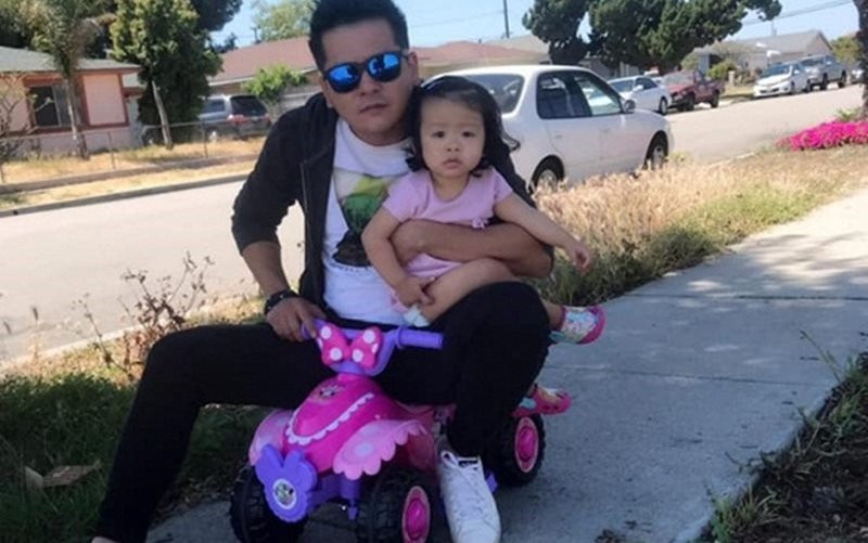 Ngay khi mới sang Mỹ, nam diễn viên đã cải tạo khu vườn trong nhà để rồng hoa, trồng cây, làm lại chỗ vui chơi cho con. Nhờ mát tay mà chỉ sau khoảng thời gian ngắn, nam diễn viên đã thu được "quả ngọt". Những loại cây, hoa nam diễn viên trồng đều lên rất tươi tốt.