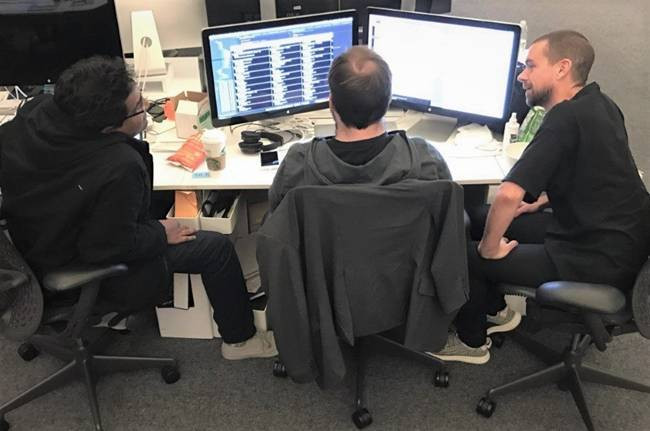 Năm 2018, Dorsey được cho đang hẹn hò với người mẫu Raven Lyn Corneil. Trang tin Page Six đưa thông tin người yêu cũ của Dorsey là nữ diễn viên Lily Cole và vũ công ba lê Sofiane Sylve.