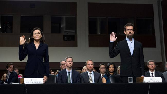 Trong một lần trả lời phỏng vấn, Dorsey cho biết, bản thân làm việc tại nhà 1 ngày/tuần.