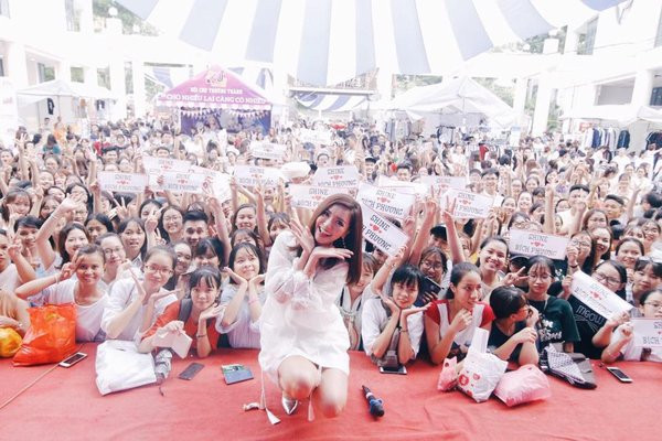 3 ca si nam khong cung dinh scandal vi truong FC hanh xu nhu 