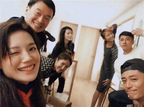 Hoac Kien Hoa say ruou, gio thoi vu phu voi Lam Tam Nhu?-Hinh-3