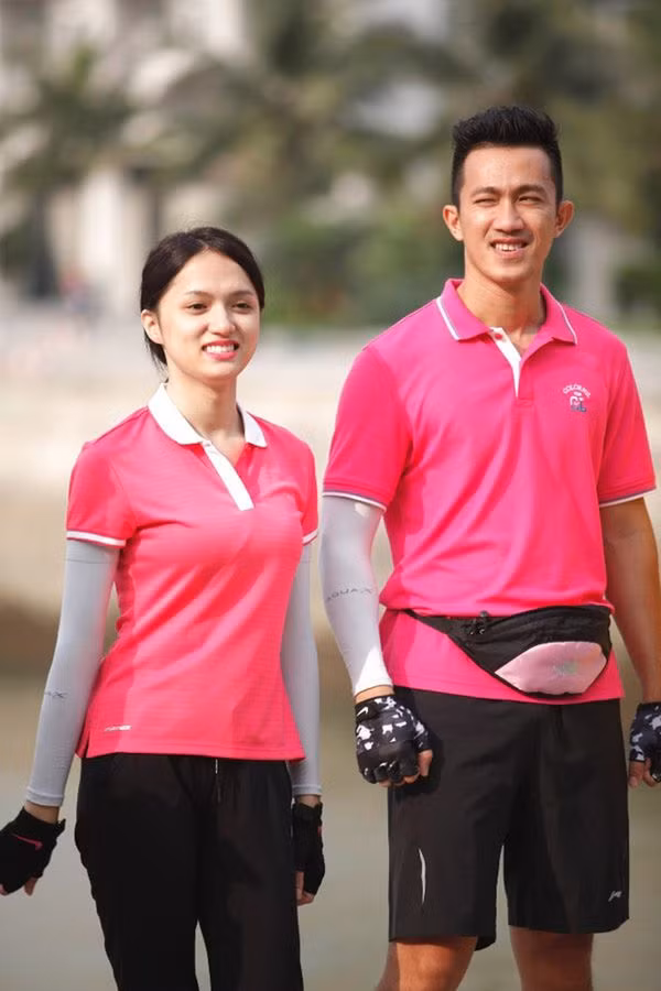 Sau đó, vào tháng 4 năm 2014, Criss Lai bất ngờ thừa nhận trên báo mối quan hệ tình cảm với Hương Giang Idol khiến công chúng vô cùng thích thú. Criss cho biết anh bị cuốn hút bởi sự thông minh, ngọt ngào, quyết đoán từ bạn gái, trong khi Hương Giang lại bị chinh phục bởi vẻ nam tính, mạnh mẽ của chàng Việt kiều người Canada này:” Tôi nể phục anh ấy về sự thay đổi. Bởi 12 năm anh ấy sống một mình ở nước ngoài, luôn tự một mình suy nghĩ, tự quyết định.