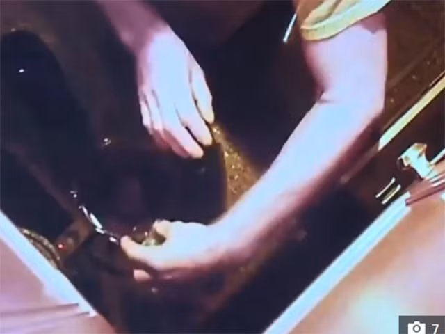 Bi mat lap camera trong nha soc nang phat hien chong lam dieu khung khiep