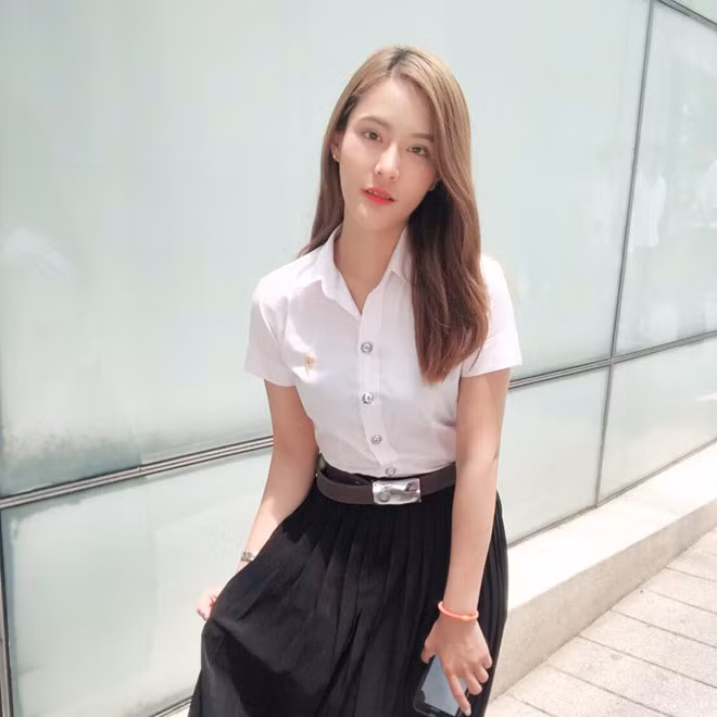  Bạn gái Quang Hùng là người Thái Lan, hiện sống tại Bangkok.