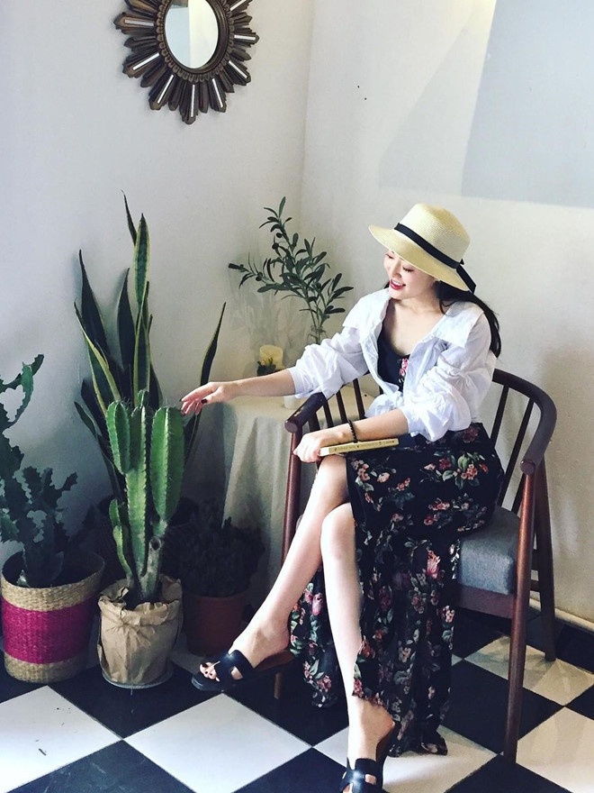 Thanh Tâm nói bản thân muốn là người phụ nữ hiện đại nhưng không được quên những giá trị truyền thống. Về chuyện tình cảm, cô tiết lộ bạn trai rất tâm lý và thông cảm cho công việc bận rộn của mình. Trang cá nhân của nữ MC xinh đẹp hiện thu hút gần 35.000 follow.