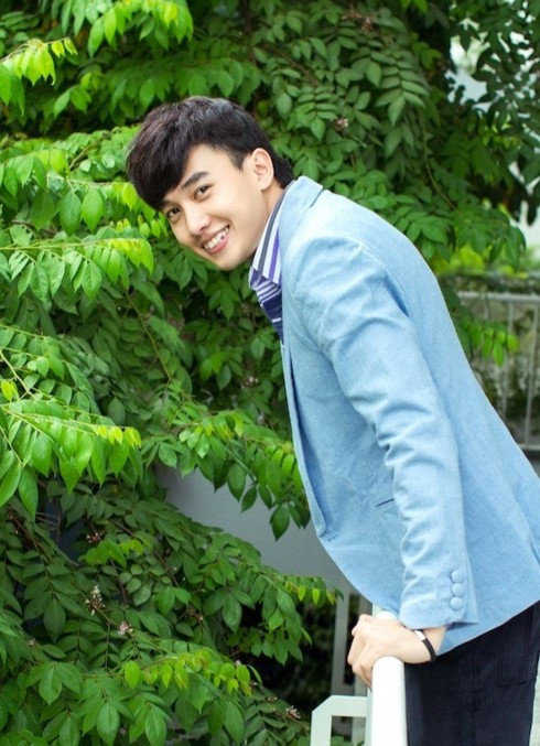 Từ 2009 - 2015, anh tham gia nhiều phim như Cung đường tội lỗi, Oan nghiệt, Vườn yêu... và có cơ hội đóng cặp với nhiều bạn diễn xinh đẹp như Dương Cẩm Lynh, Hải Băng, Tâm Tít, Phan Như Thảo... Nhưng 11 năm trong nghề, Quốc Trường vẫn chỉ là một diễn viên quen mặt, lạ tên. Thuở mới vào nghề, Quốc Trường cười để lộ răng khểnh dễ thương