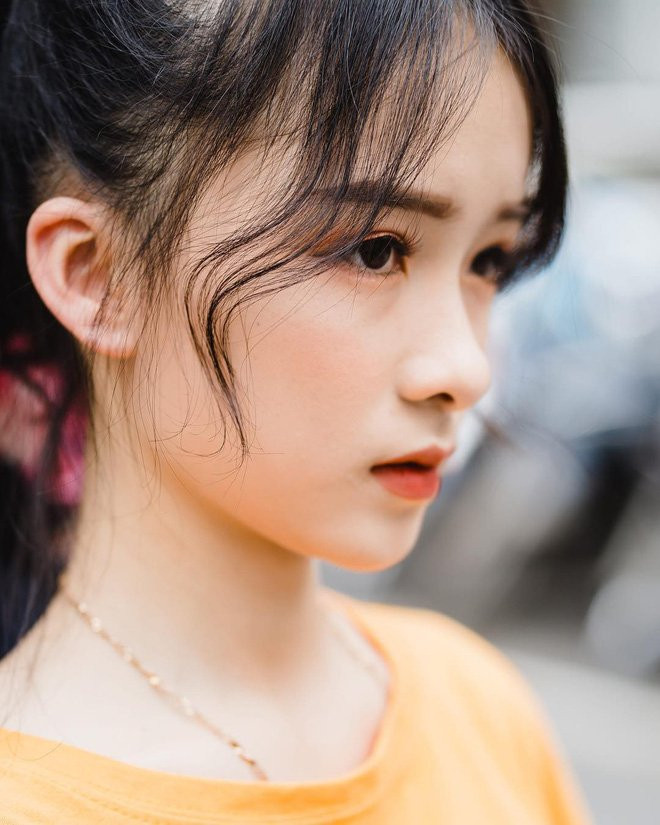 Gương mặt ăn hình như vậy nên chẳng khó hiểu khi Instagram của Quỳnh có hàng chục nghìn người theo dõi.