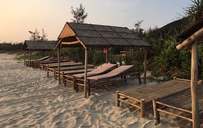 Vo cay dang nhan anh nong cua chong va sep nu tro trao