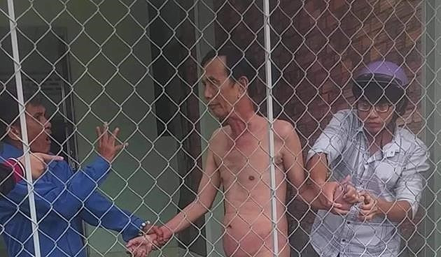 Khoi to cu ong khoa than cung be gai 13 tuoi