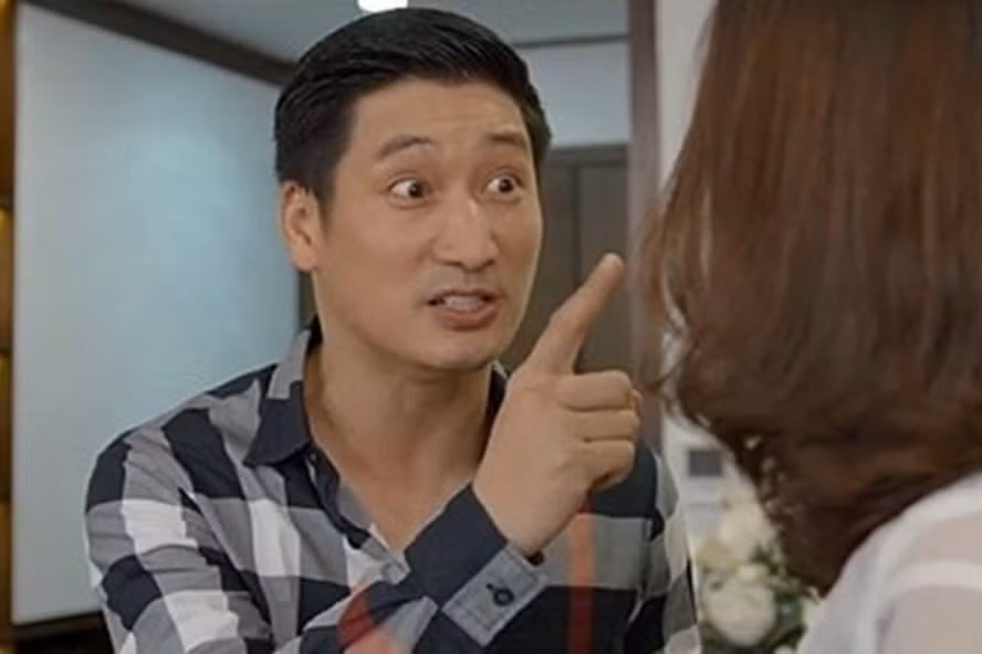 Chan ngay voi nhung ong chong “thich” ngoai tinh tren phim