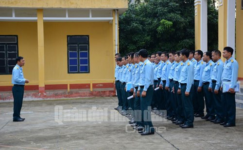 Khat khe mot chuyen bay tiem kich Su-30MK2 Viet Nam