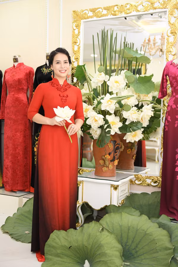 Dù đã gắn bó với nhau một thời gian nhưng mãi đến đầu năm 2020, cặp đôi mới chính thức công khai tình cảm.