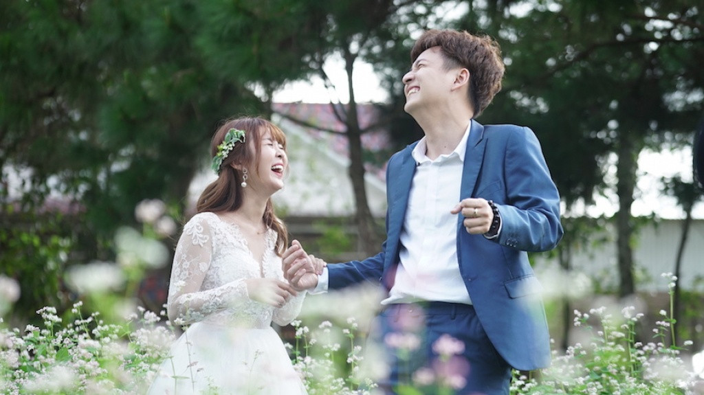 Vẻ đẹp trong veo của diễn viên vướng tin đồn hẹn hò Ngô Kiến Huy Ve dep trong veo cua dien vien vuong tin don hen ho Ngo Kien Huy