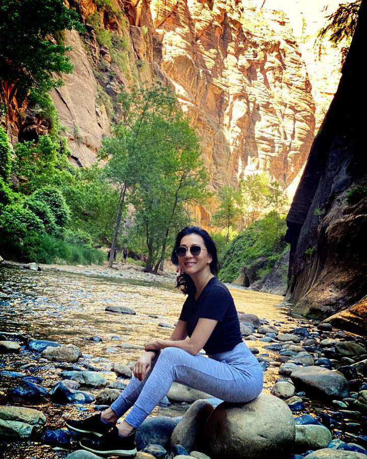 MC Nguyễn Cao Kỳ Duyên khoe được vóc dáng trẻ trung, tươi tắn ở tuổi 55.