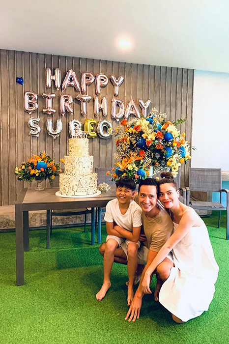 Nhân dịp sinh nhật Subeo 10 tuổi, Kim Lý cũng viết cho cậu bé những lời yêu thương trên trang cá nhân.