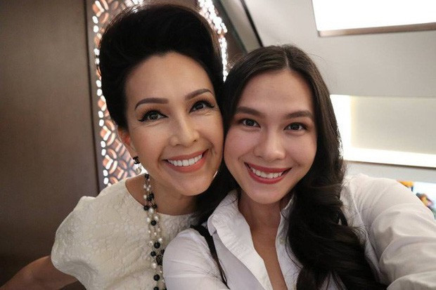 Thùy My có niềm đam mê lớn với du lịch và đồ hiệu. Cô sở hữu nhiều mẫu túi xách, kính mắt của các thương hiệu nổi tiếng trên thế giới. 9X theo đuổi phong cách đơn giản, lịch sự, phong cách make up đậm nét Tây.