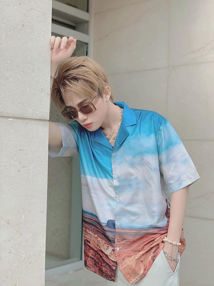 Sao Việt ngày 19/7: "Chiều chuộng riết mai mốt không biết có hư không nữa?", Jack trêu người hâm mộ. Từ ngày về công ty mới, Jack ngày càng trau chuốt ngoại hình.