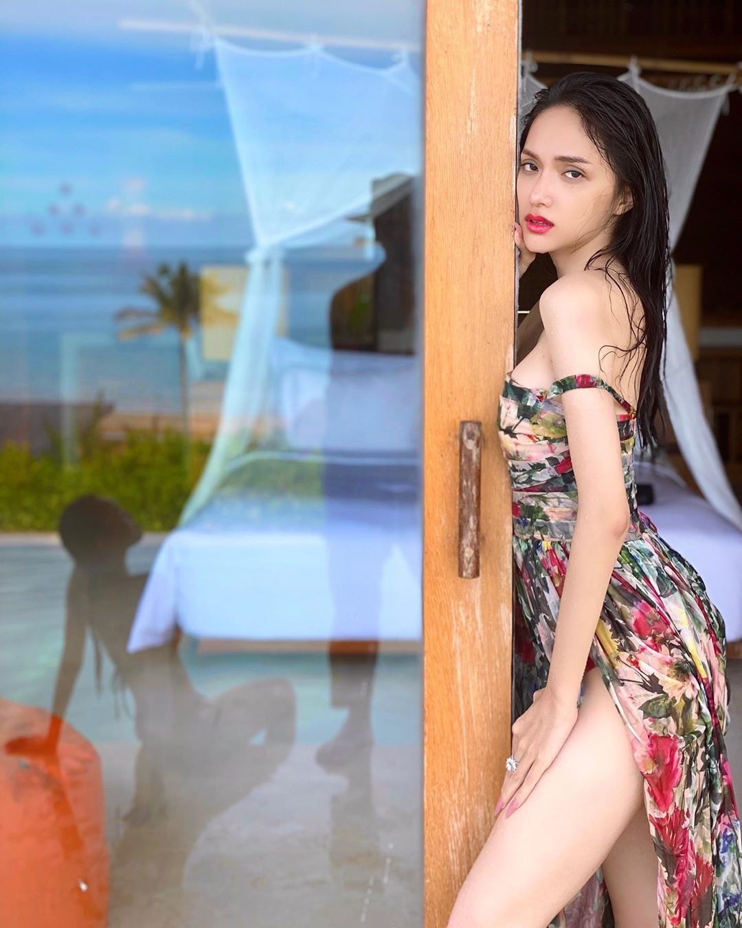 Cô tận hưởng kỳ nghỉ ở Côn Đảo cùng NTK Lý Quí Khánh và Ninh Dương Lan Ngọc.