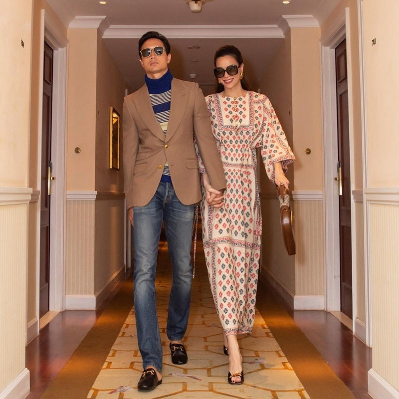 Hồ Ngọc Hà cười hạnh phúc, tay trong tay Kim Lý.