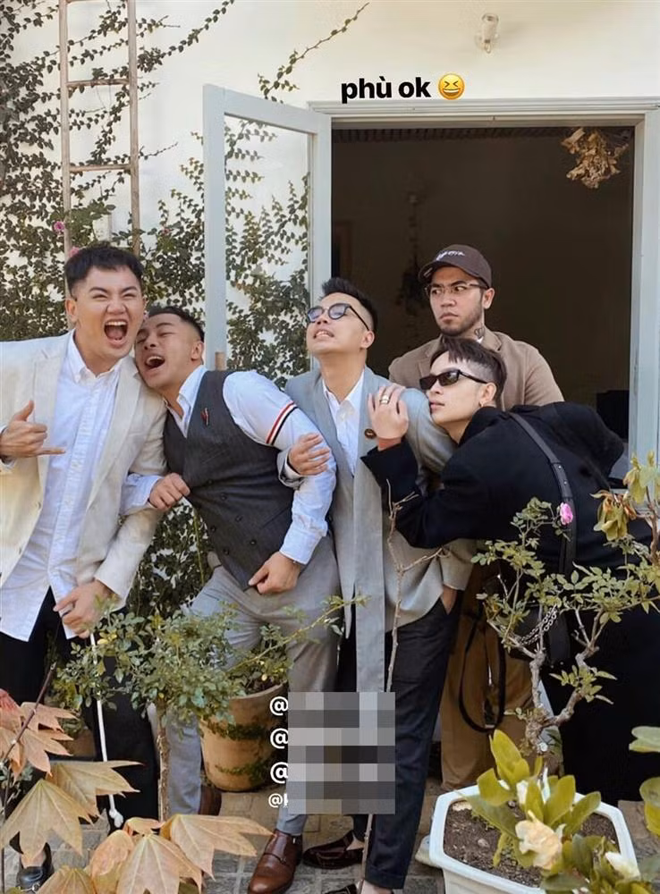 Những chàng trai với dáng đứng "bá đạo".