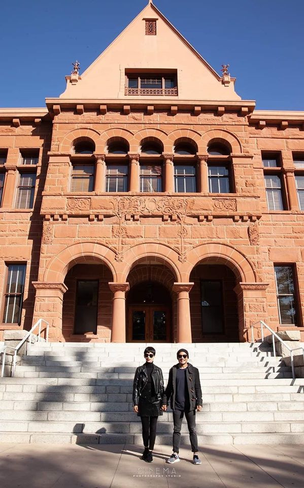 Về phía chồng Xuân Lan, anh cũng dành những lời có cánh cho vợ: "Tôi vẫn tin điều tuyệt vời nhất sẽ đến bên mình. Vợ và con cho tôi niềm vui của mái ấm gia đình mà tôi gọi là trên cả tuyệt vời. Cảm ơn vợ đã yêu anh và lúc nào cũng nghĩ cho anh hết".