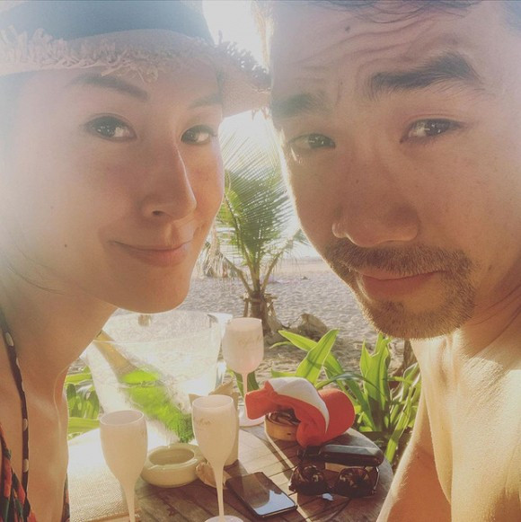 Bạn trai Kathy Uyên tên Lý Việt Vũ, có mối quan hệ rất thân thiết với vợ chồng Hà Tăng.