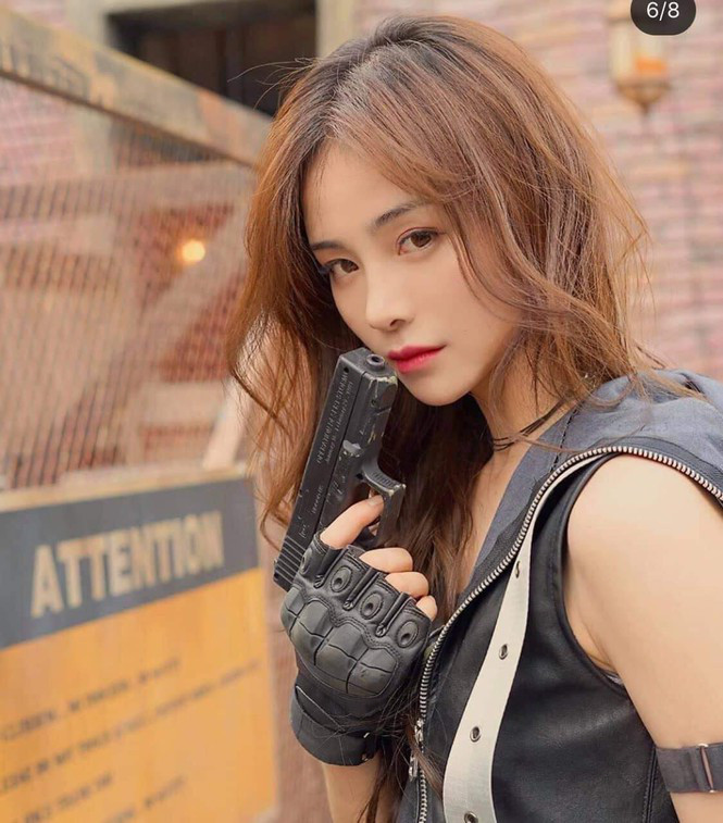 Với vẻ ngoài xinh đẹp cùng thần thái sang chảnh thế này, cô nàng được kỳ vọng có thể tiến xa trong làng giải trí xứ Trung.